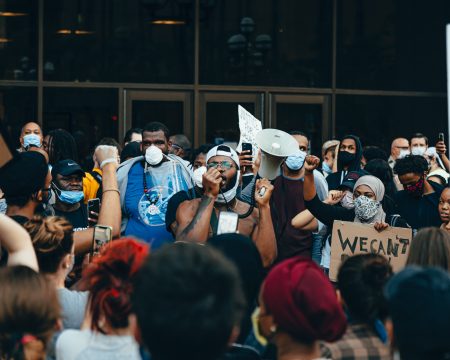 Protesty w Minneapolis po śmierci Afroamerykanina George'a Floyda