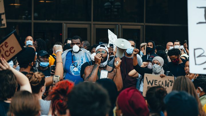 Protesty w Minneapolis po śmierci Afroamerykanina George'a Floyda